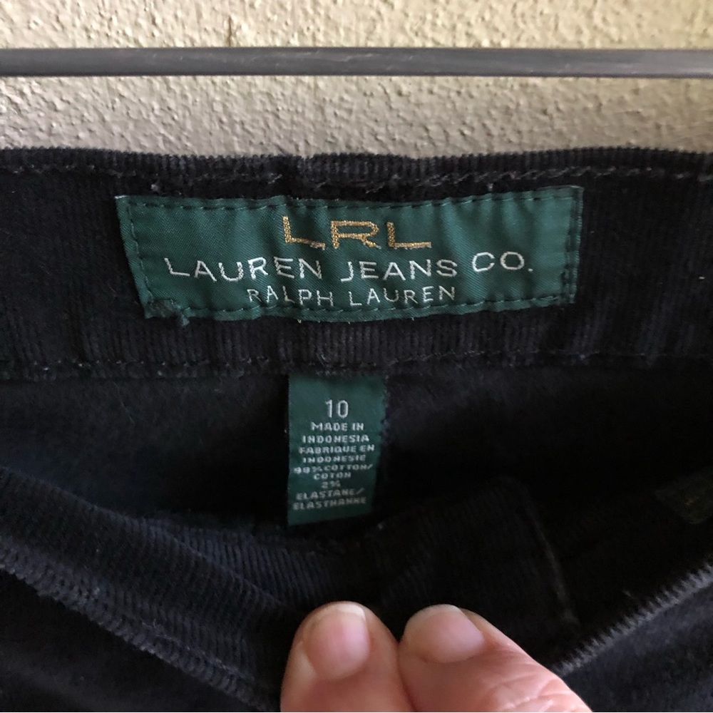 Lauren Ralph Lauren Fine Wale Corduroy Pants. Classic Straight. Black. Size 10 - Picture 9 of 12